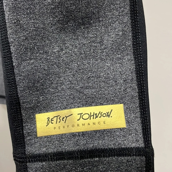 NWOT Betsey Johnson Performance Black, Charcoal and Gold Color Block leggings XS - Picture 6 of 15